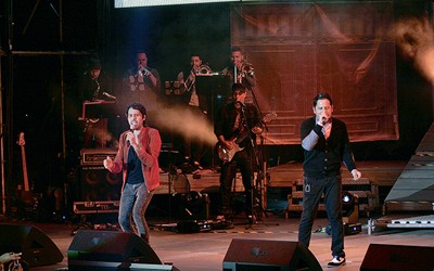 Los hermanos primera con esta presentación inician su gira nacional.